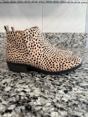 Women’s Universal Thread Cheetah Boots